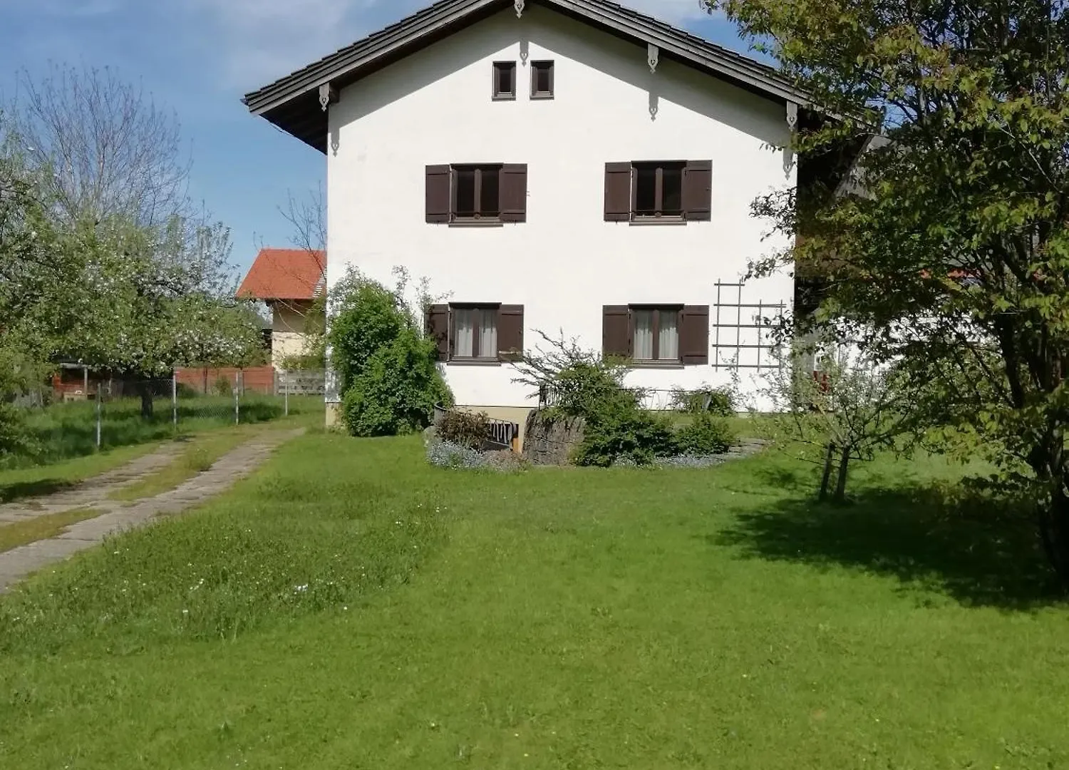Haus Kaiserinn - Komfortable Wohnung 82 Qm Top Ausgestattet, 2 Schlafzimmer Mit Balkon Und Bergblick Flintsbach 0*,